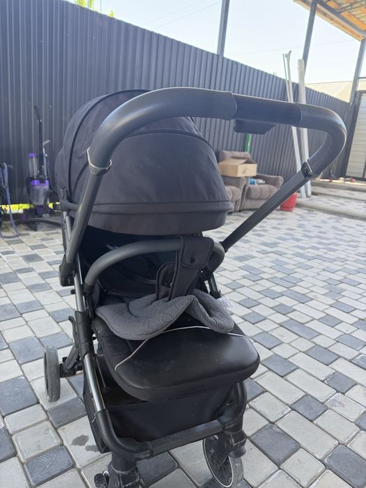Продам коляску INING BABY