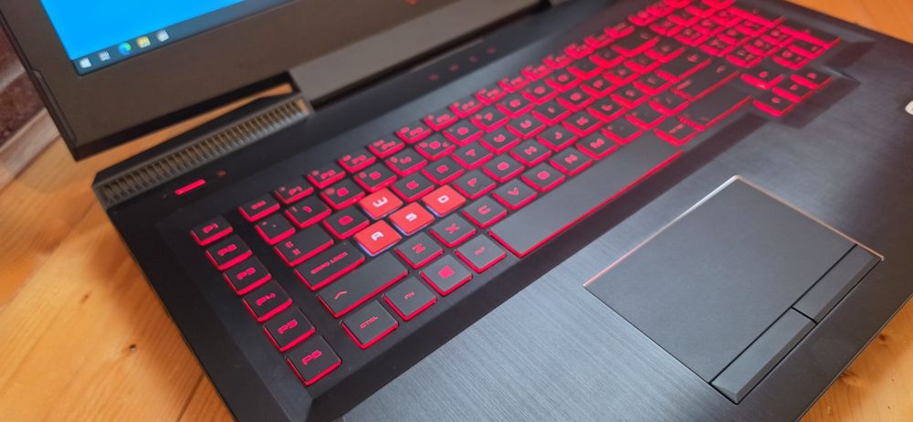 Laptop gaming HP Omen 17.3" 120Hz FHD i7 GTX
