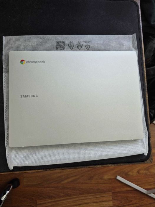 Vand Samsung Galaxy Chromebook Go 14 inch