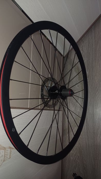 Колеса на шоссейный велосипед