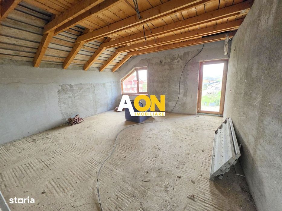 Casa semifinisata, 5 camere, 571 mp teren, Micesti