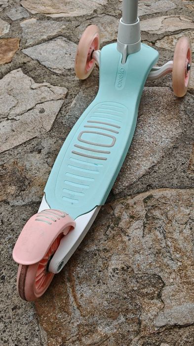 Детска тротинетка с 3 (светещи) колела B1 500