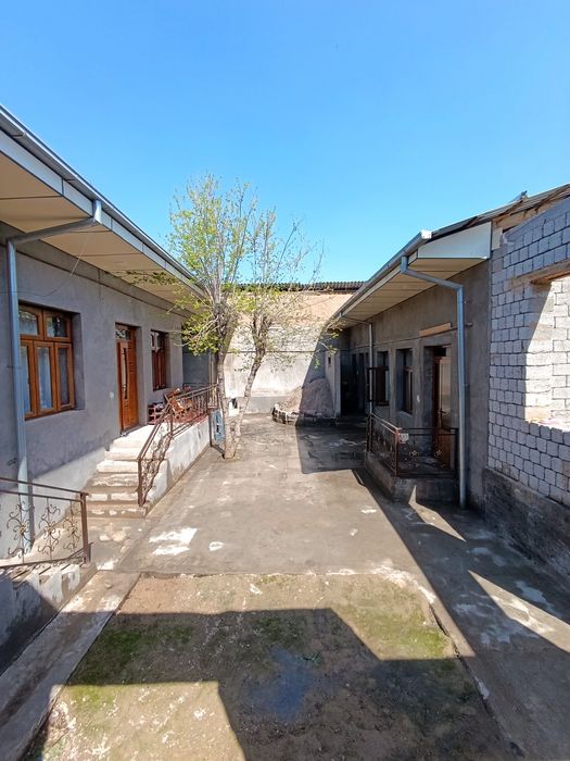 Uy sotiladi ipadrom olim polvonda