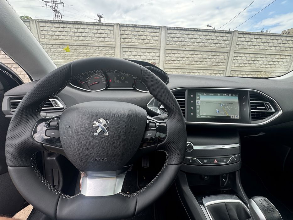 Peugeot 308 SW 1.2 TCE 110 cai 2015 NR ROSII 3 luni