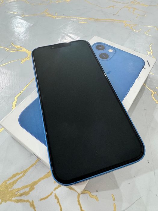 Продам iphone 13 128гб