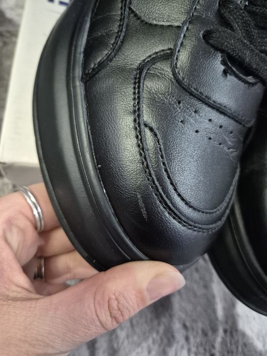 Sneakersi negrii Luca di Gioia Benvenuti  piele naturala