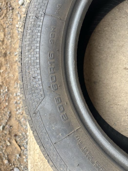 Продам шины 205/60/R16