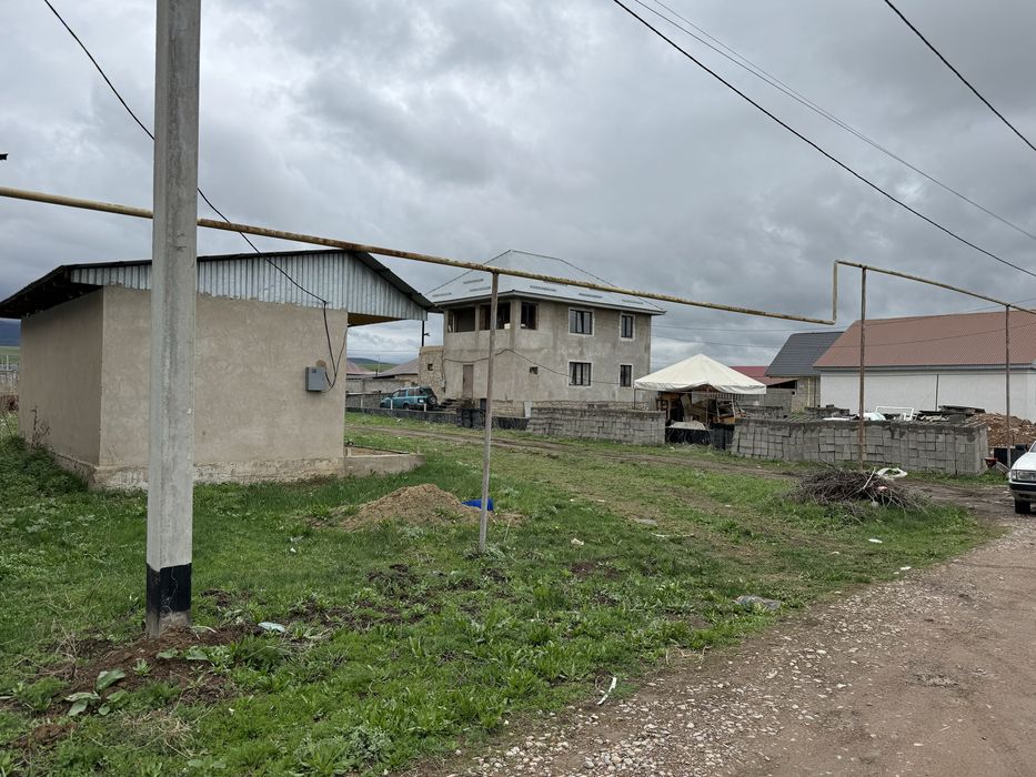 Времянка сатылады Узынагашта 8 соток