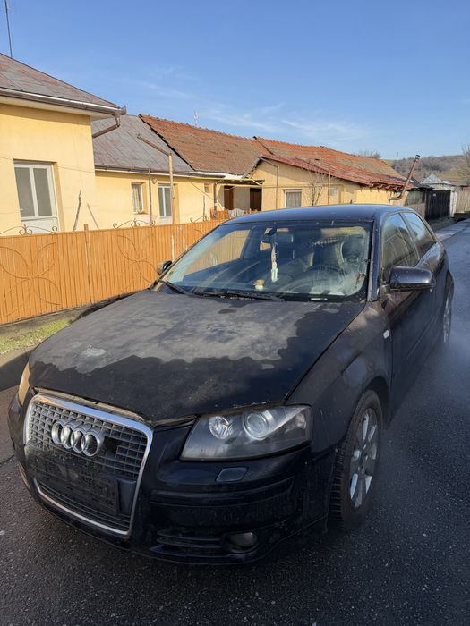 Bara capota faruri trager audi A3 8P