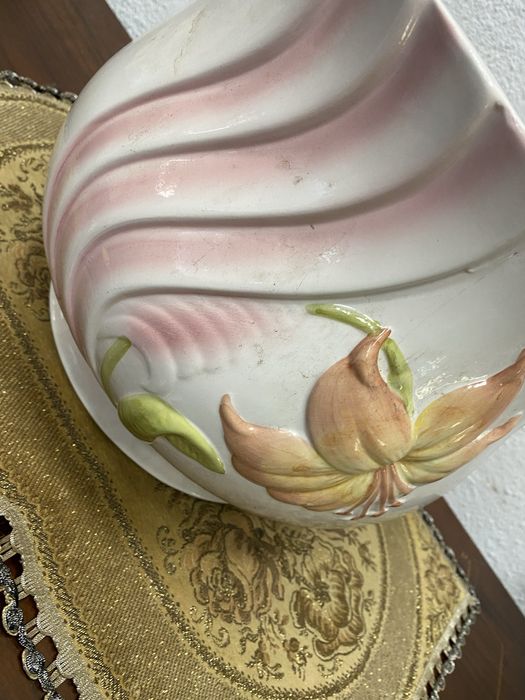 Италианска кашпа от порцелан