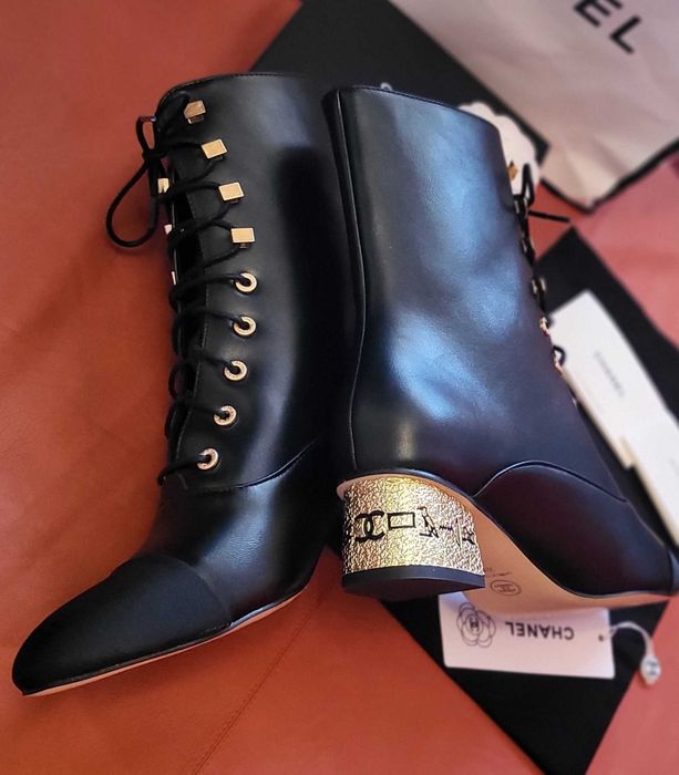Chanel Egyptian Collection Boots-нови боти н.38,5