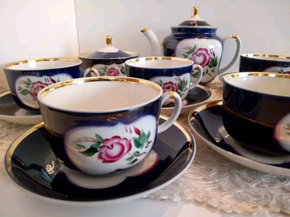 Руски порцелан. Сервиз за чай