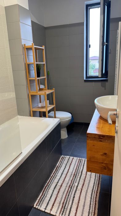 Apartament 3 camere- Otopeni