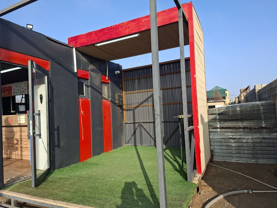 Донерка павильон с оборудованиям