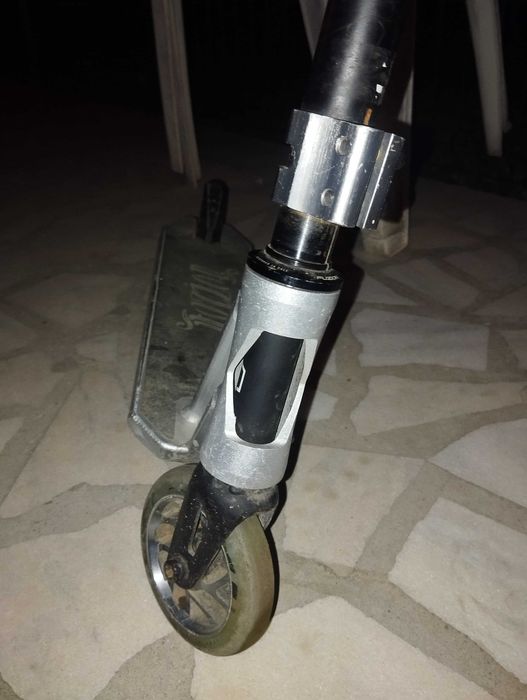 Vând trotinetă freestyle Fuzion Z-Series