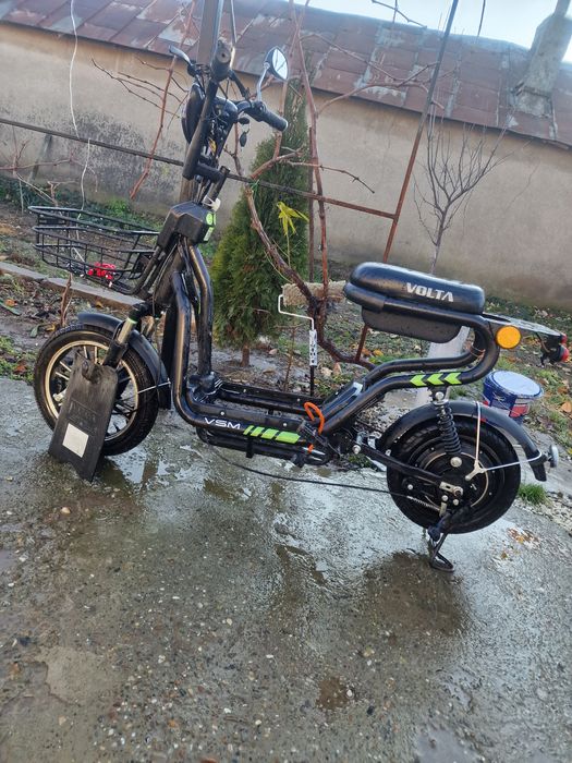 Vând scuter electric