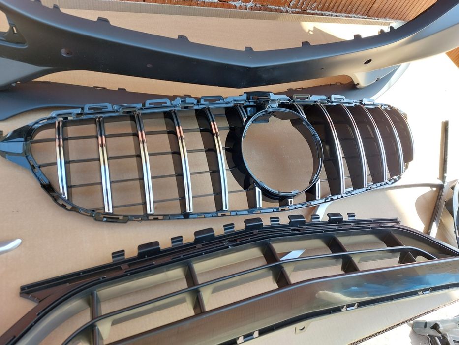 AMG Предна броня за Mercedes C-Class W205 от 2014 до 2018г тип C63