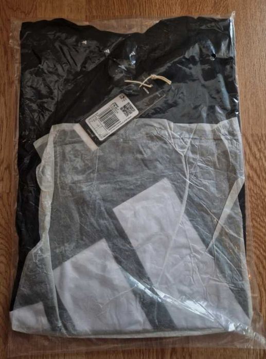 Tricou negru - ADIDAS