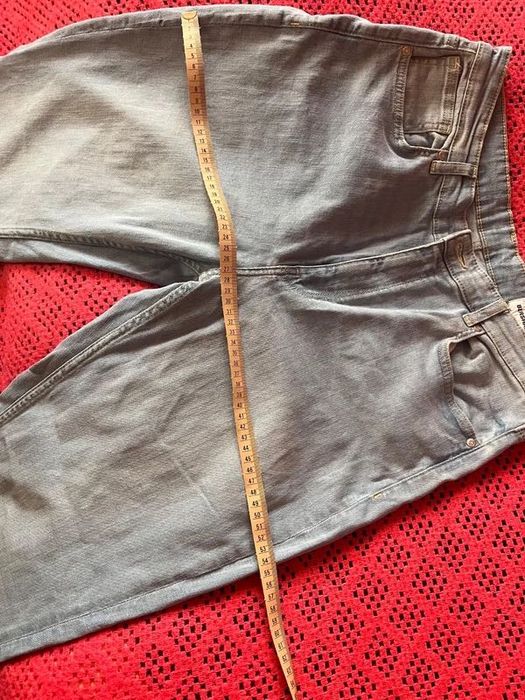 Blugi evazati noi Bershka