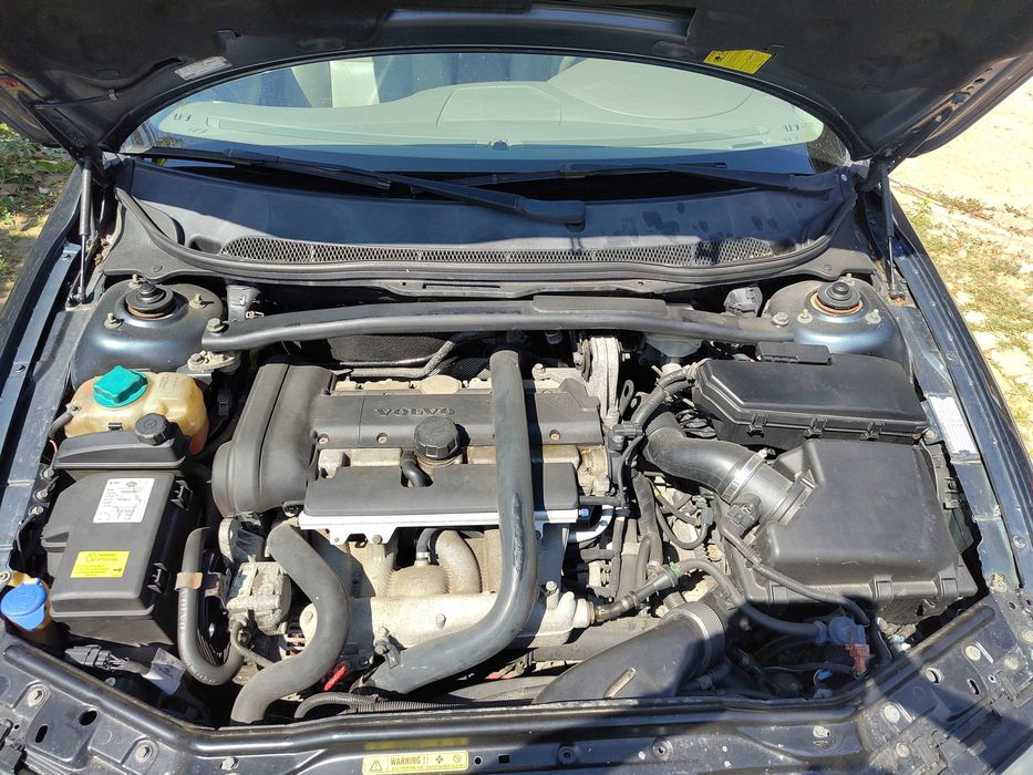 Volvo V70 2.5T 210к.с.