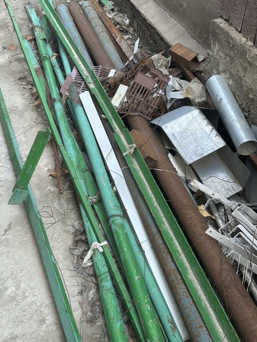 Продам угольники разные