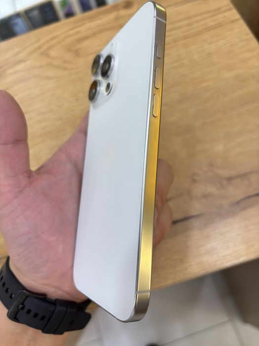 Айфон 16 про мах 256 гб