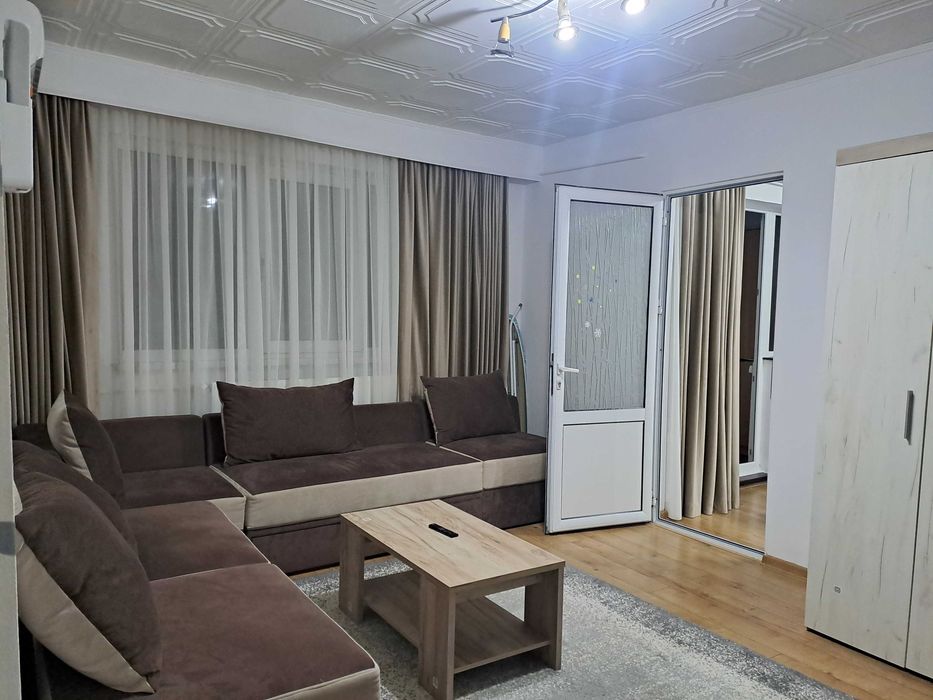 Direct Proprietar  Inchiriez apartament 2 camere Exercitiu Renovat