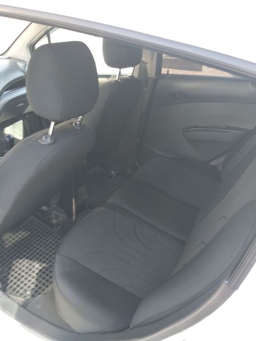 Спарк автомобили сотилади.