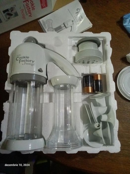 Presa electrica pentru biscuiti,