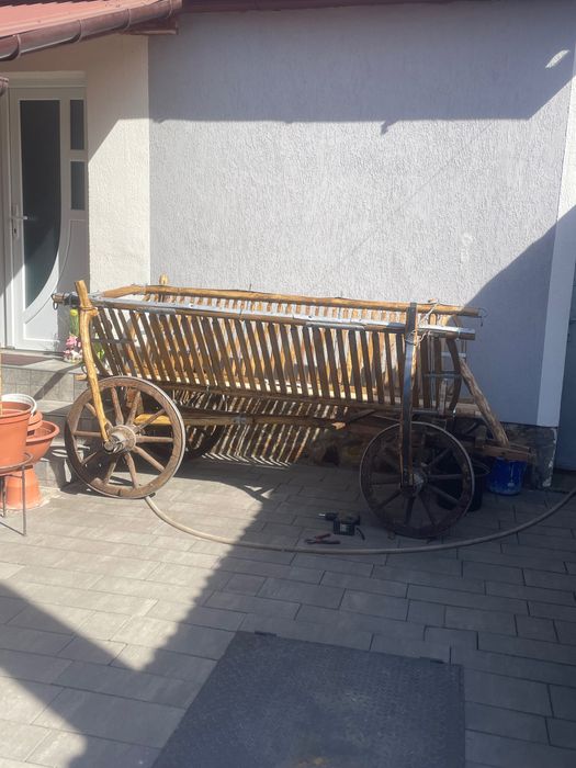 Căruță lemn decorativă