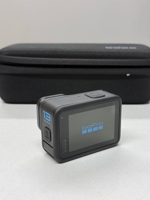 Go Pro Hero 13.