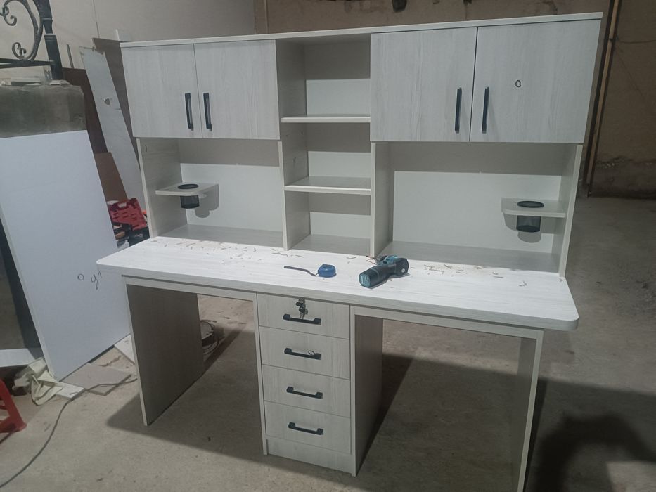 Письменные столы, офисные мебели,и разные мебели на заказ!Yozuv stolla