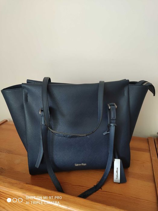 Дамска чанта от естествена кожа