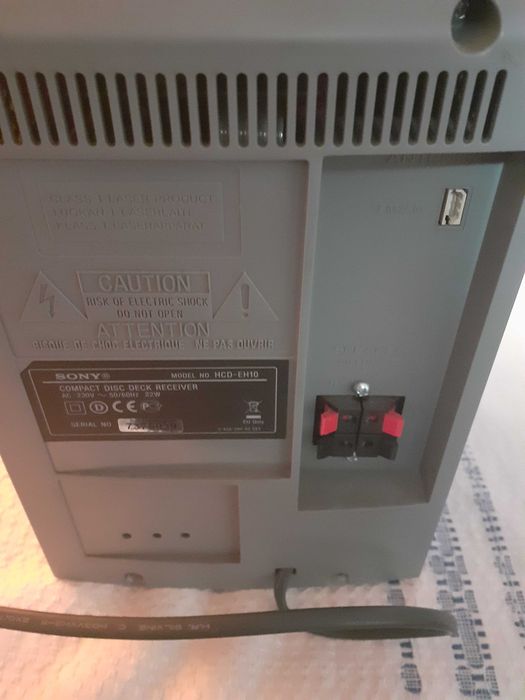Combina sony cmt -eh 10