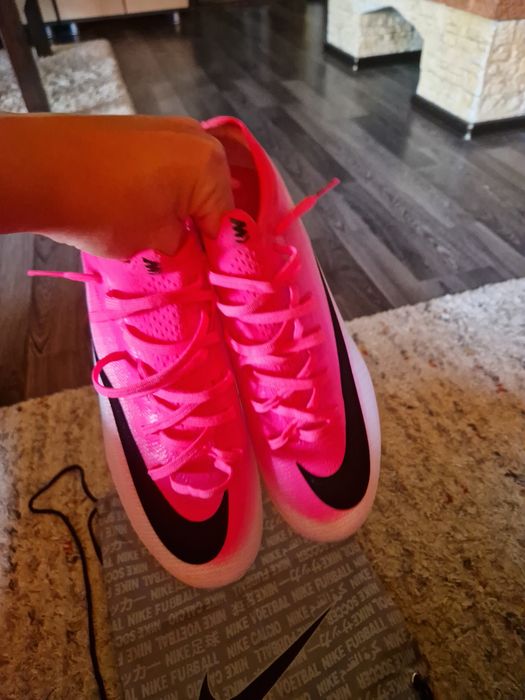 Ghete de fotbal elit Mercurial Vapor 17 Breakout Pack FG