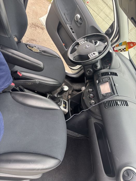 Vând Nissan Note 1.5 d