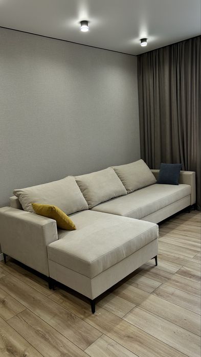 Продается диван угловой