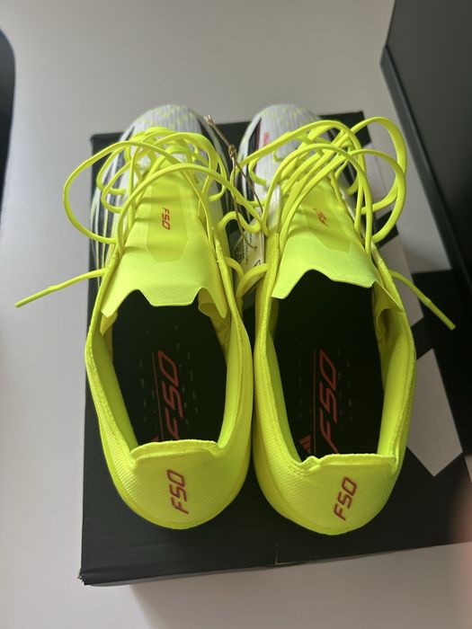 Ghete de fotbal Adidas F50 pro marimea 44