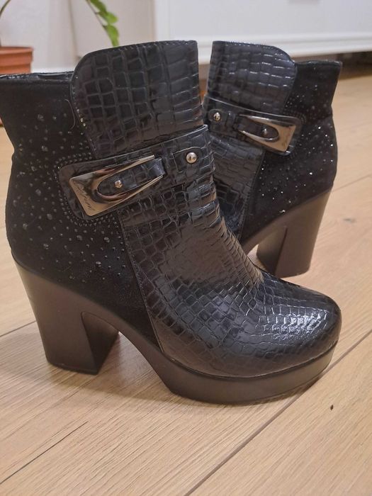 Продам стильные ботильоны