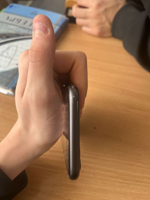 Iphone 11 74% akb 128gb