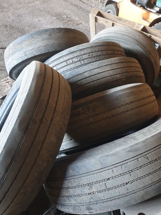 Резина 295 80 R22.5