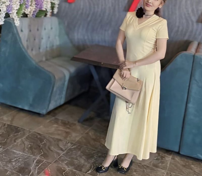 Платье шикарное 42 44 размер