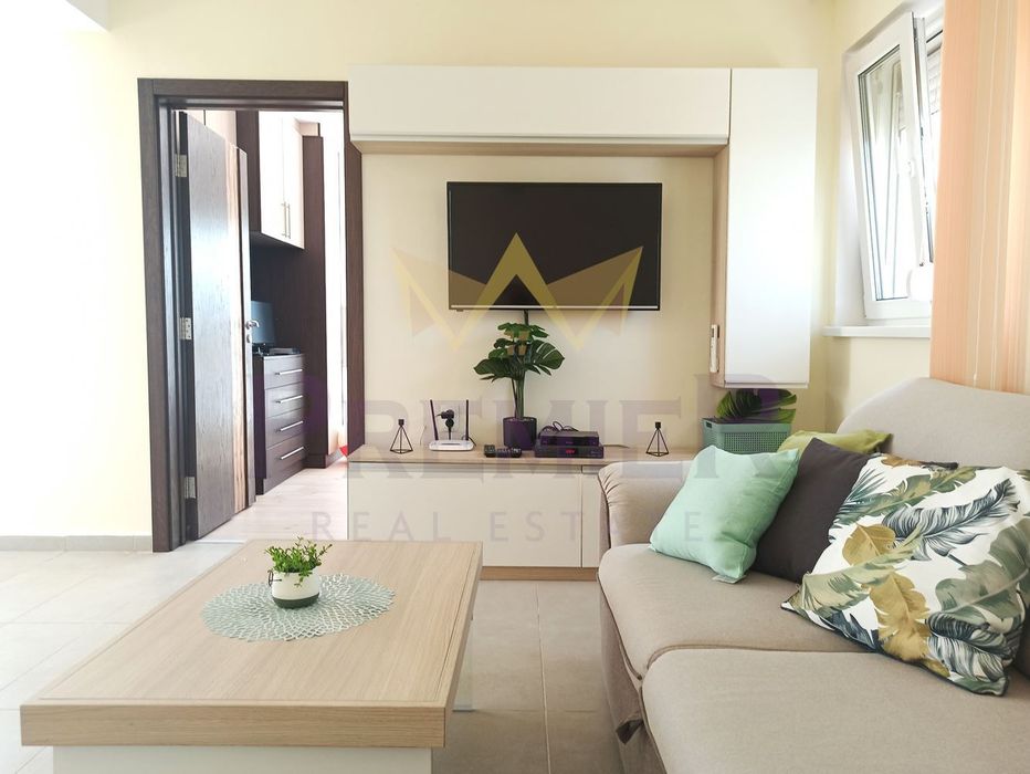 Продава се Къща в с. Топола, Област Добрич - 150 кв.м за 1800 €/кв.м - Снимка #4