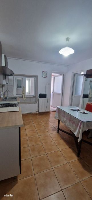 Apartament 2 camere decomandat, ultracentral langa UMF și Muzeu
