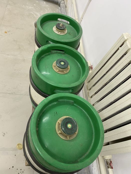 Продам 10 л бочку