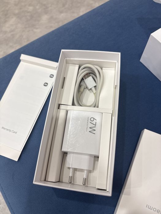 Xiaomi 13 Lite в хорошем состояние