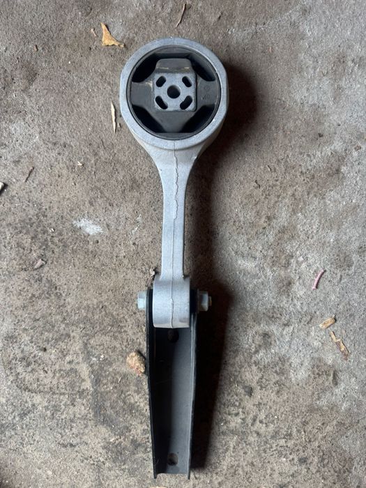 Продам подушки двигателя!!!