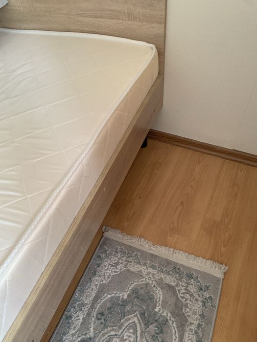 Спальний гарнитур.