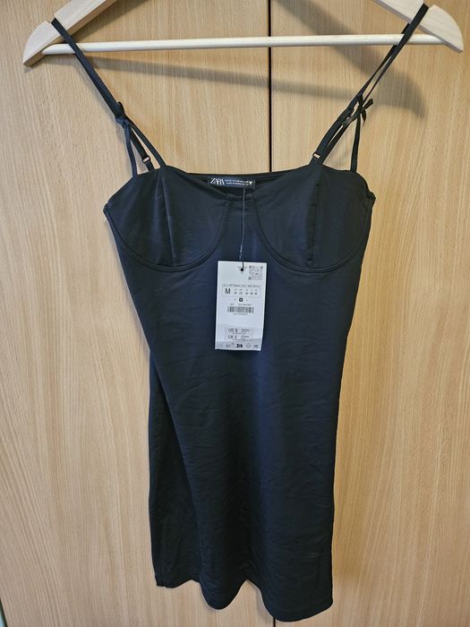 Рокля Tommy Hilfiger и Zara