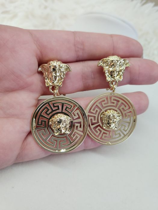 Позлатени бижута